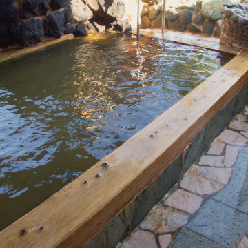 Ajigaura-onsen Nozomi Cypress bathtub