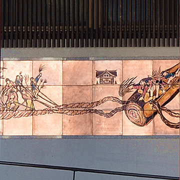 下諏訪温泉遊泉ハウス児湯入口わきにある陶板画